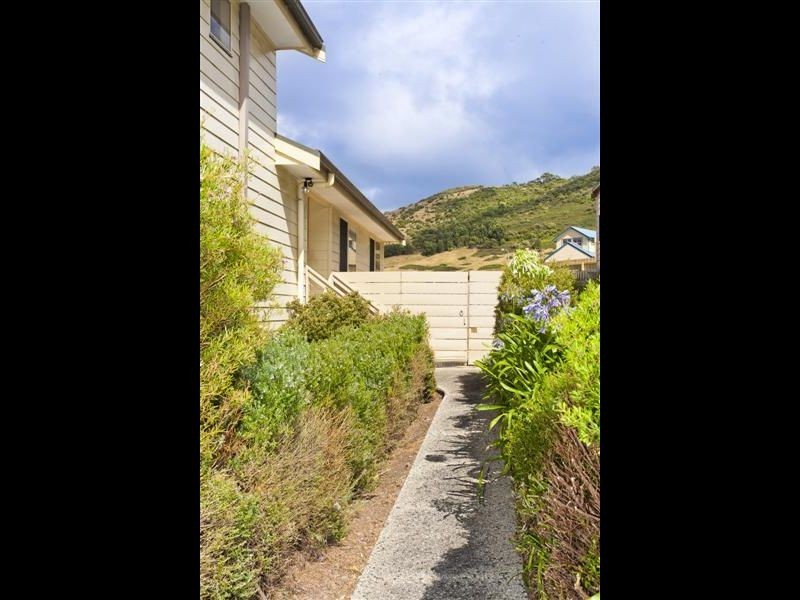18 Seaview Drive, Apollo Bay VIC 3233