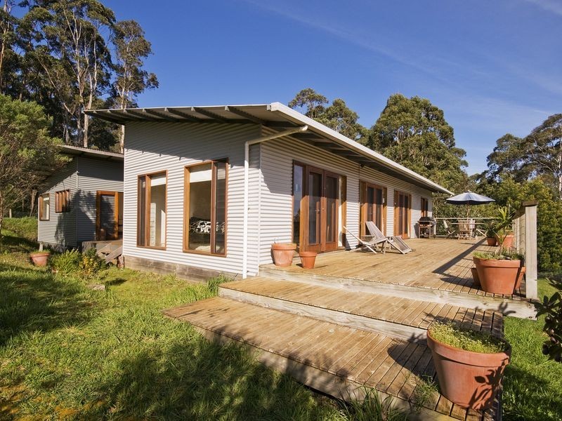 10 Bennetts Track, Lavers Hill VIC 3238