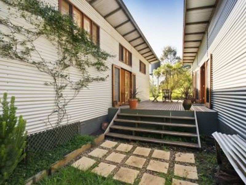 10 Bennetts Track, Lavers Hill VIC 3238