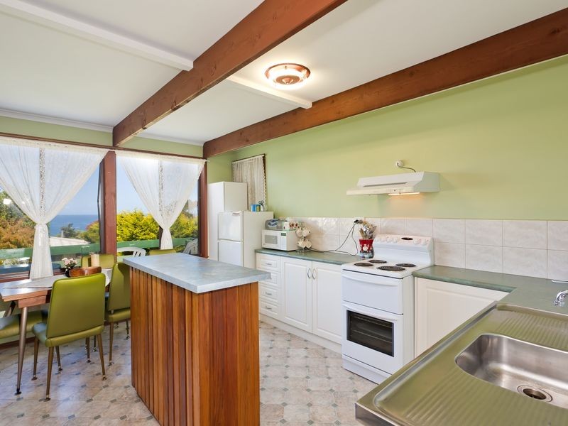 9 Point Avneue, Skenes Creek VIC 3233