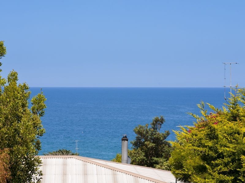 9 Point Avneue, Skenes Creek VIC 3233