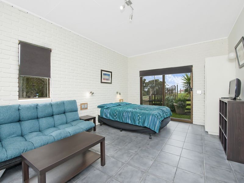 2/1 Newcombe Street, Marengo VIC 3233
