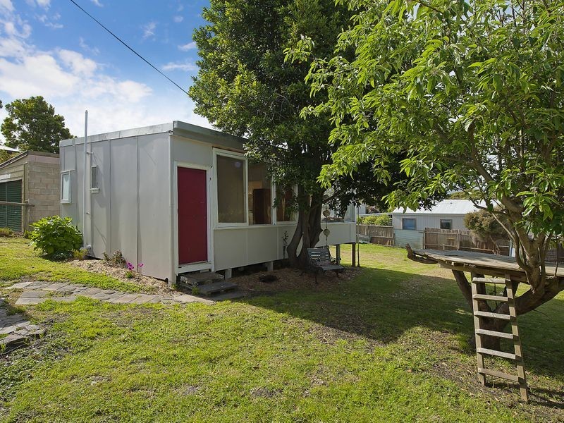 10 Ferrier Drive, Marengo VIC 3233