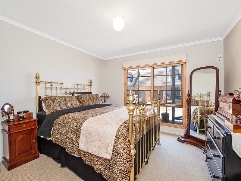 2/28 Moore Street, Apollo Bay VIC 3233