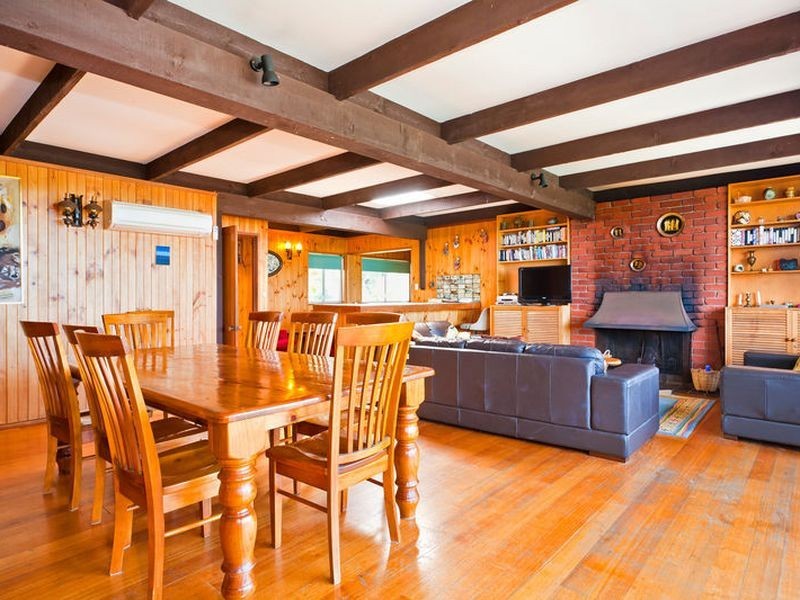 241 Great Ocean Road, Apollo Bay VIC 3233