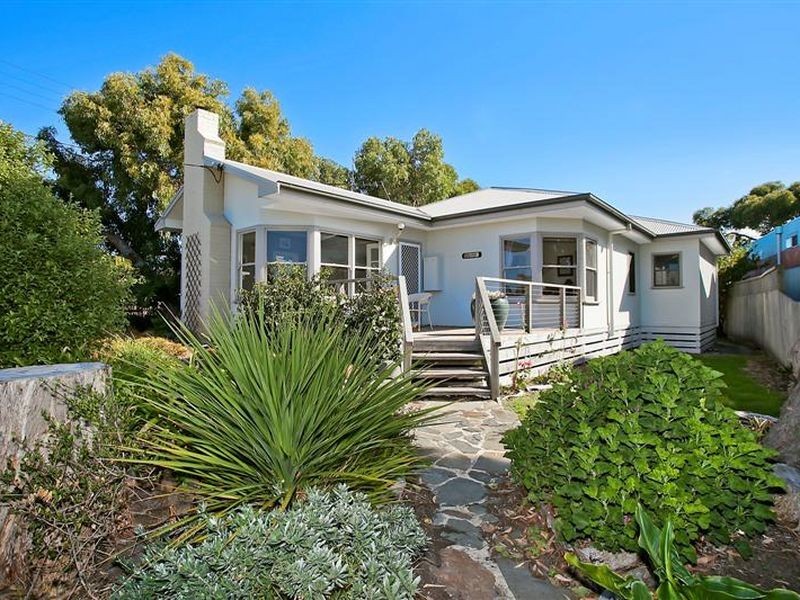 9 Diana Street, Apollo Bay VIC 3233