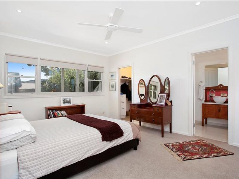 9 Diana Street, Apollo Bay VIC 3233