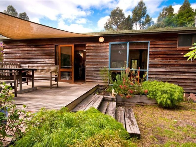 83 Grant Street, Forrest VIC 3236