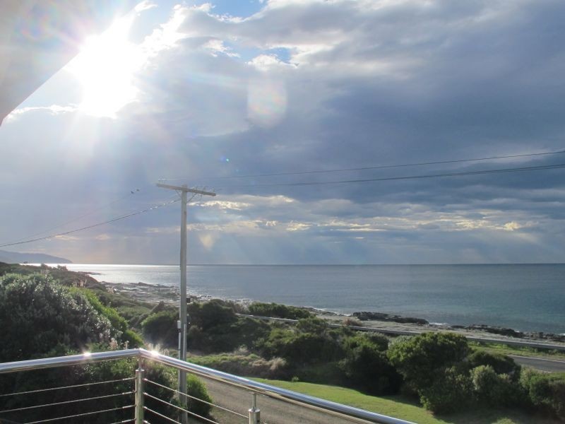 27 Great Ocean Road, Skenes Creek VIC 3233