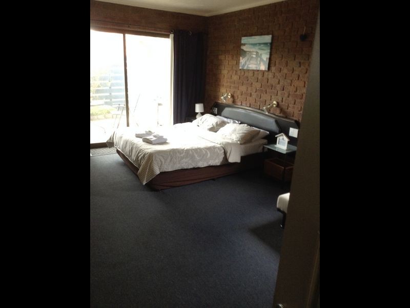 1/1 Newcombe Street, Marengo VIC 3233