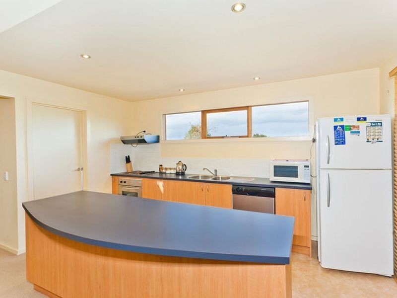 16 Otway Vista, Apollo Bay VIC 3233