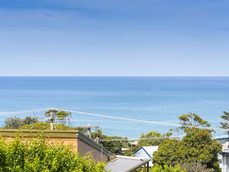 9 Vista Avenue, Skenes Creek VIC 3233