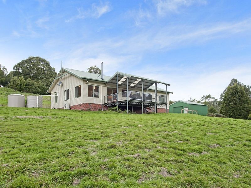 870 Forrest Apollo Bay Road, Barramunga VIC 3249