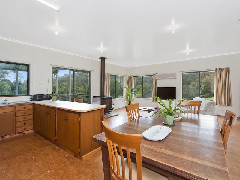 870 Forrest Apollo Bay Road, Barramunga VIC 3249