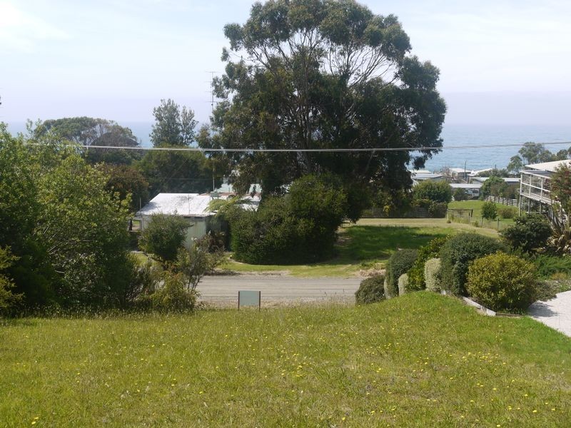 8 Vista Avenue, Skenes Creek VIC 3233