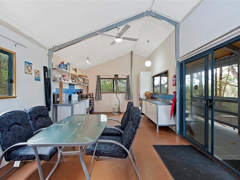 4/3622 Great Ocean Road, Glenaire VIC 3238