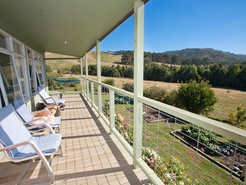 120 Montrose Avenue, Apollo Bay VIC 3233