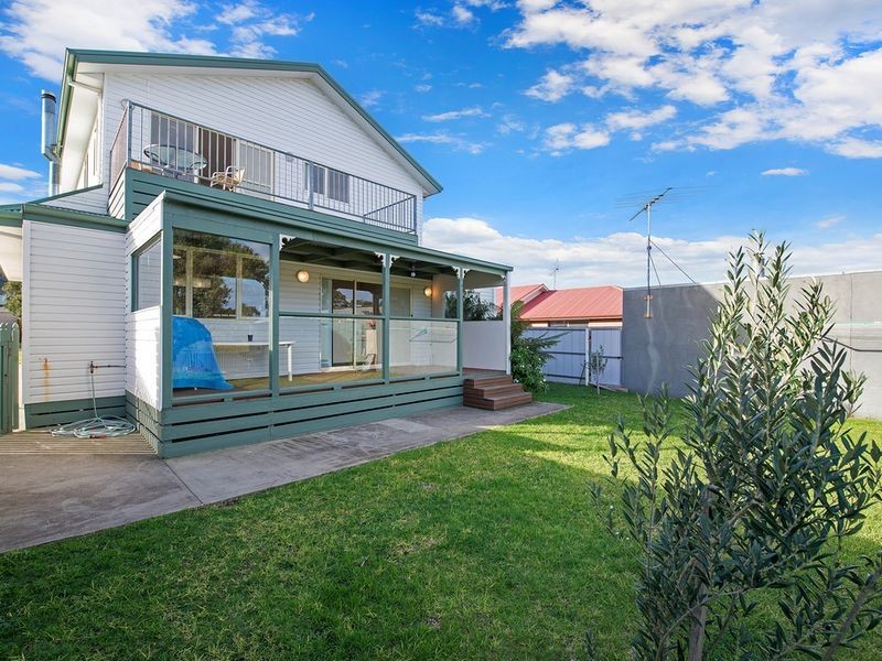 39 Murray Street, Apollo Bay VIC 3233
