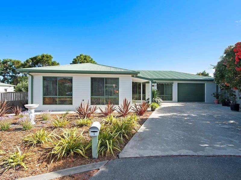 1 Murray Square, Apollo Bay VIC 3233