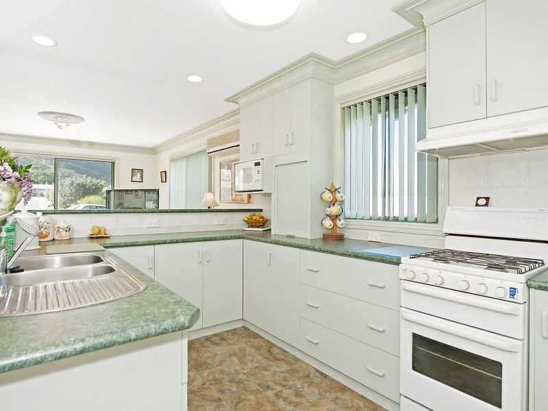 1 Murray Square, Apollo Bay VIC 3233