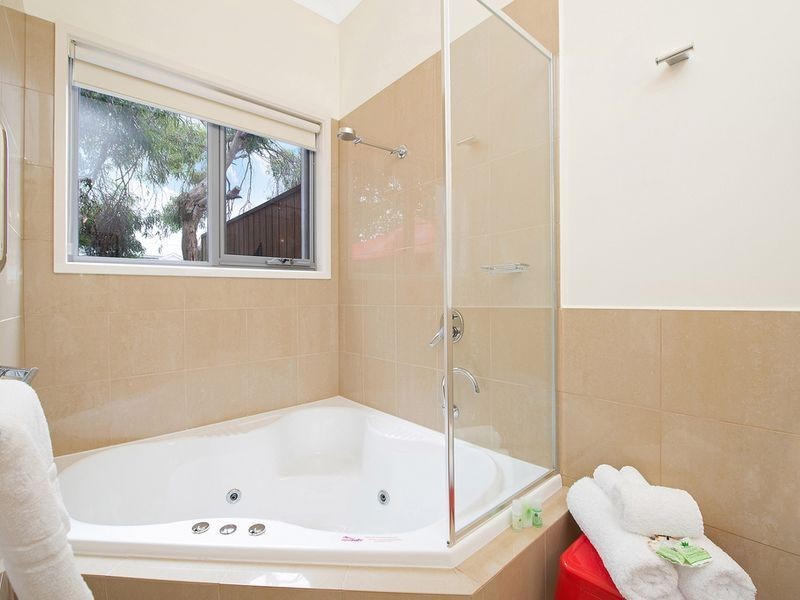 54 Nelson Street, Apollo Bay VIC 3233