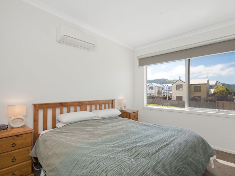 8D Gambier Street, Apollo Bay VIC 3233