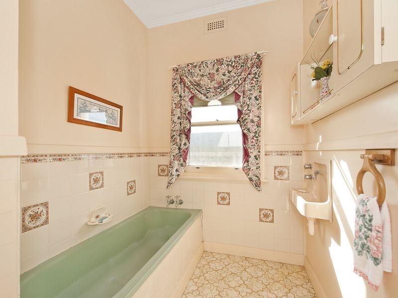 10 Pascoe Street, Apollo Bay VIC 3233