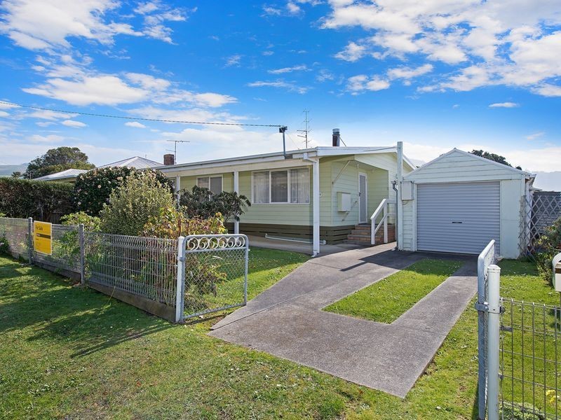 16 Martin Street, Apollo Bay VIC 3233