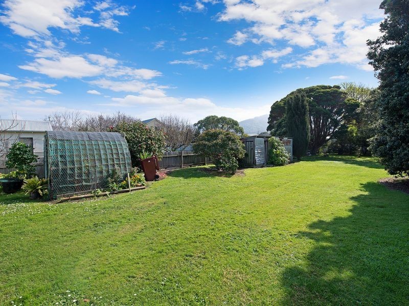 16 Martin Street, Apollo Bay VIC 3233
