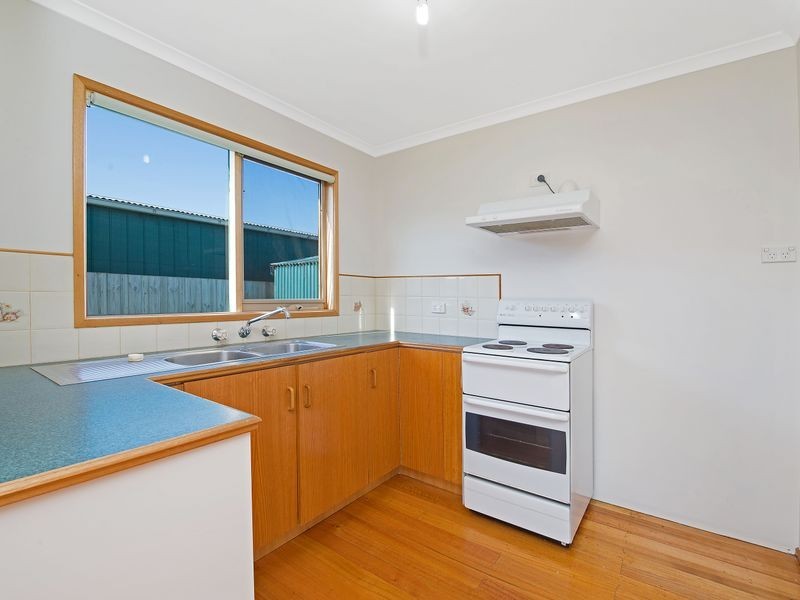 1/2 Murray Square, Apollo Bay VIC 3233