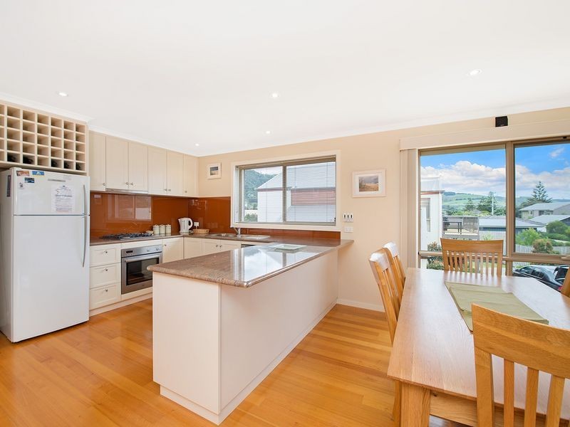 3/8 Murray Street, Apollo Bay VIC 3233