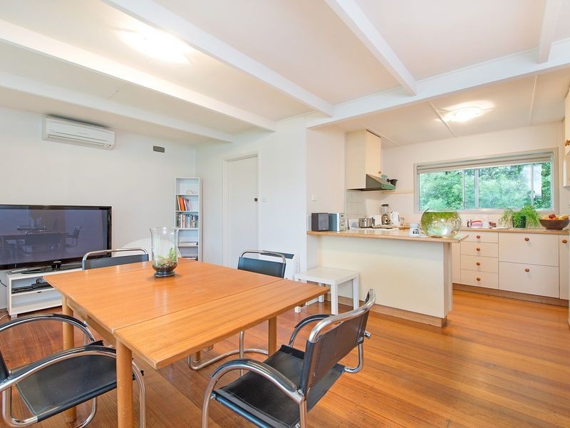 12 Diana Street, Apollo Bay VIC 3233