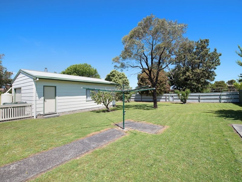 9 Barrand Street, Apollo Bay VIC 3233