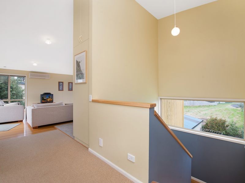 11 Outlook Road, Apollo Bay VIC 3233