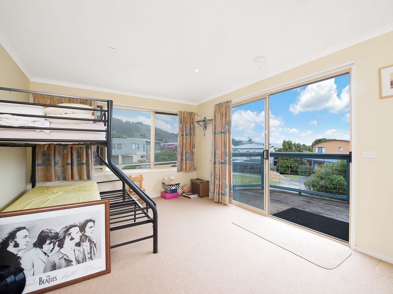 11 Outlook Road, Apollo Bay VIC 3233