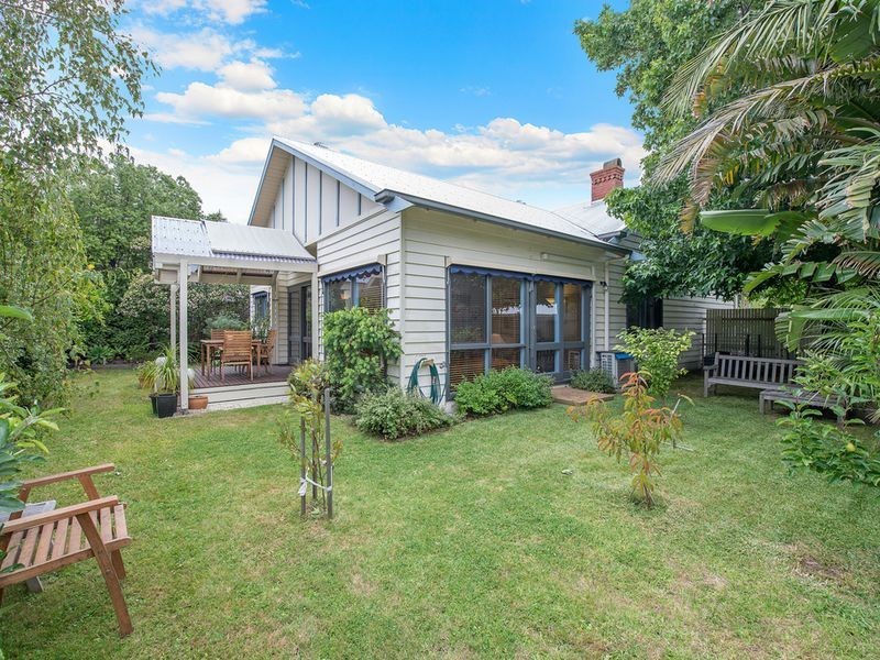 32 Moore Street, Apollo Bay VIC 3233