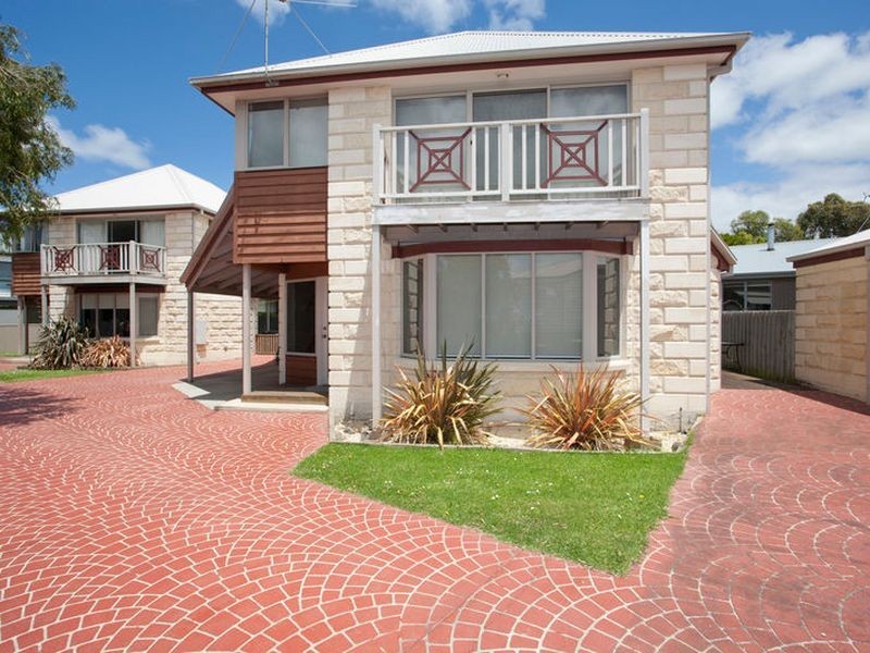 2/35 Thomson Street, Apollo Bay VIC 3233