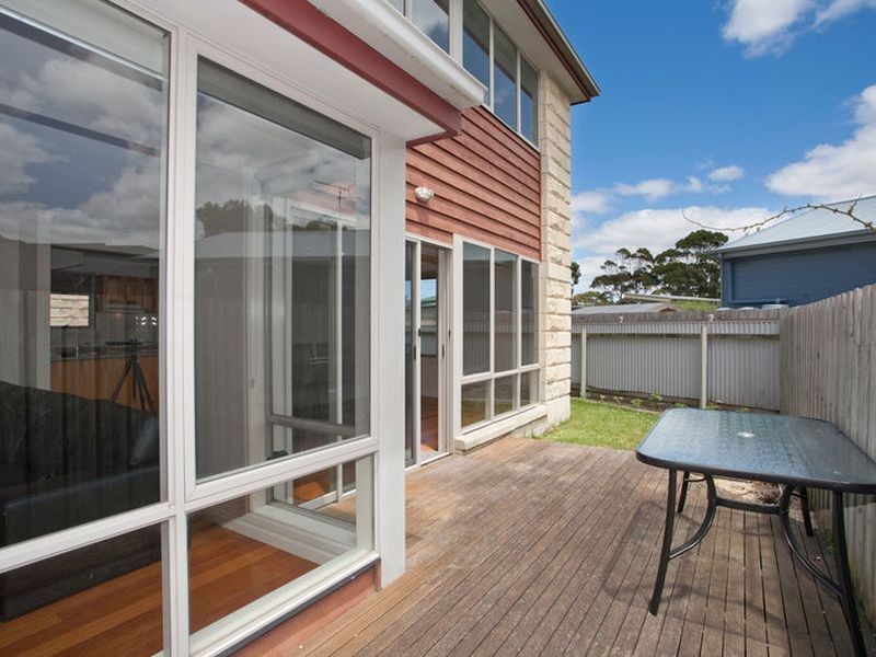 2/35 Thomson Street, Apollo Bay VIC 3233