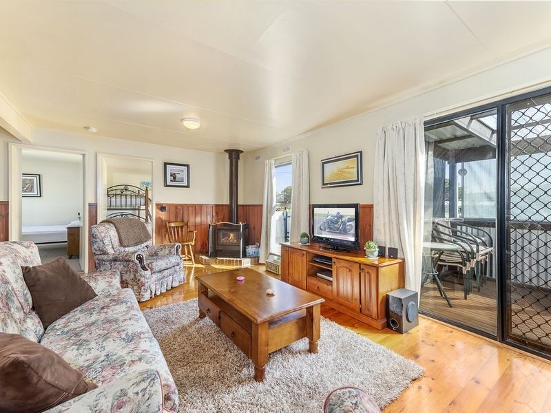 61 Montrose Avenue, Apollo Bay VIC 3233