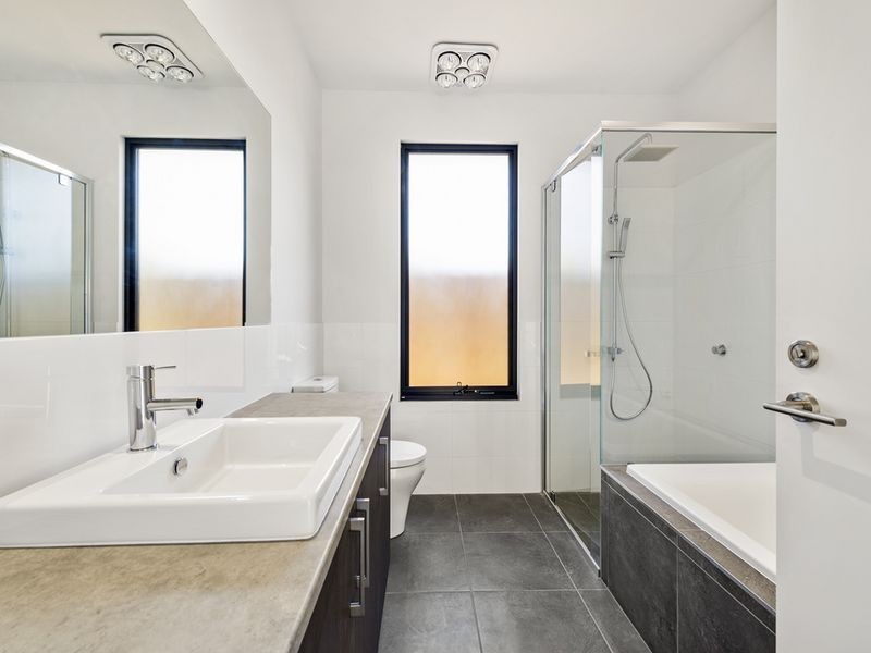 1/20 Moore Street, Apollo Bay VIC 3233