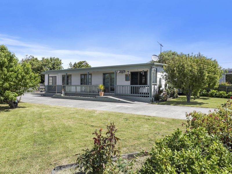 9 Whelan Street, Apollo Bay VIC 3233