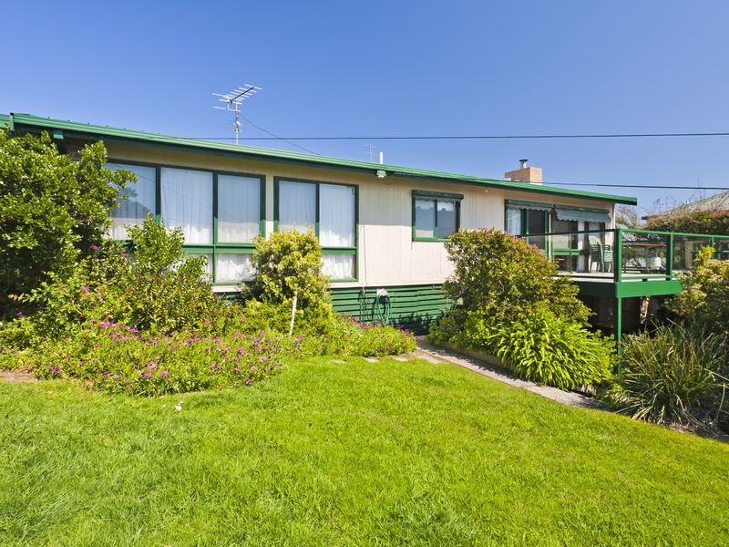 11 Mitchell Court, Marengo VIC 3233