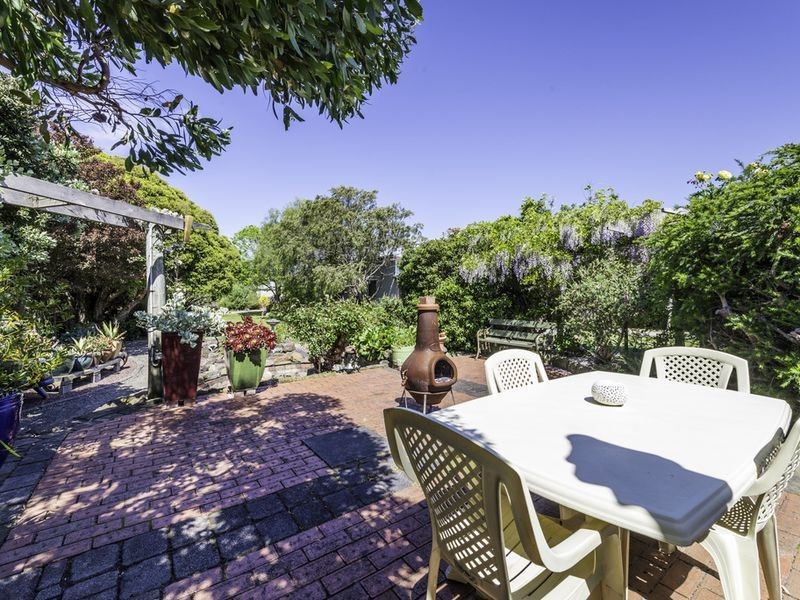 15 Murray Street, Apollo Bay VIC 3233