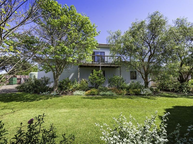 15 Murray Street, Apollo Bay VIC 3233