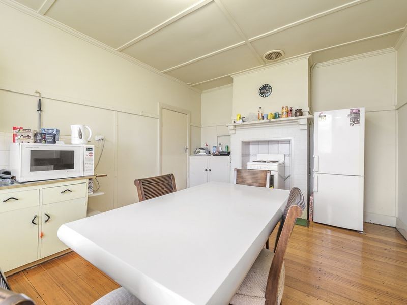 18 Martin Street, Apollo Bay VIC 3233