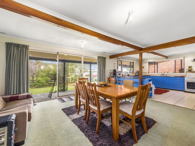 8 Barrand Street, Apollo Bay VIC 3233