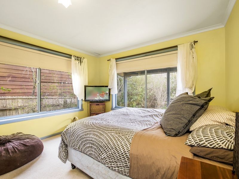 8 Barrand Street, Apollo Bay VIC 3233