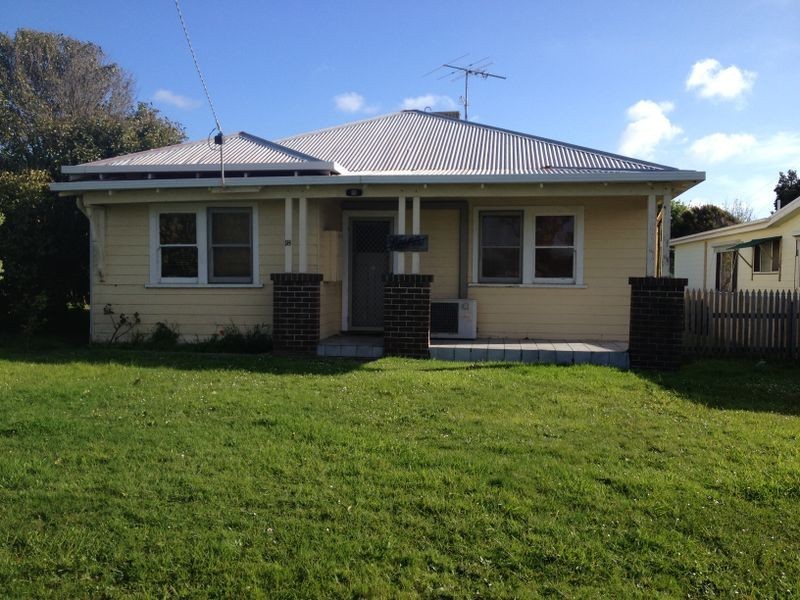 18 Martin Street, Apollo Bay VIC 3233