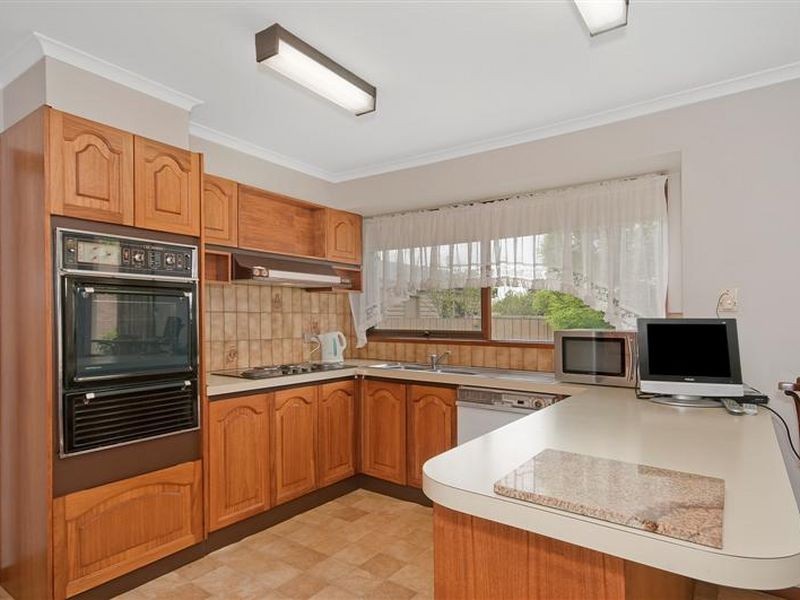 82 Mclachlan Street, Apollo Bay VIC 3233