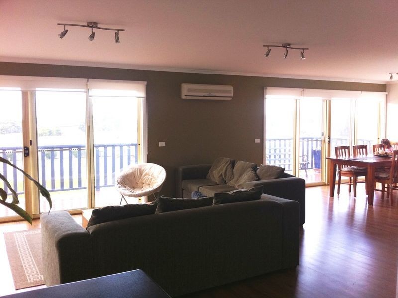 2/112 McLachlan Street, Apollo Bay VIC 3233